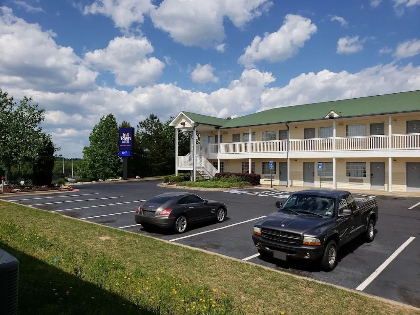 InTown Suites Extended Stay - Atlanta Cumming