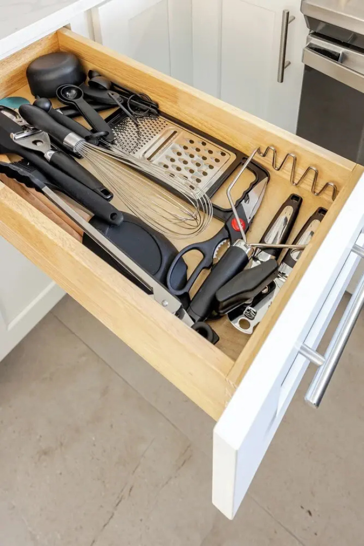 Prime Luxury with Balcony Wood Fireplace