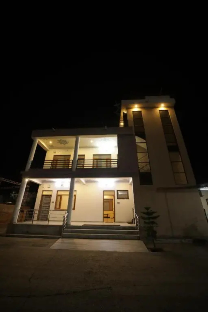 Shiv Ashray Resort
