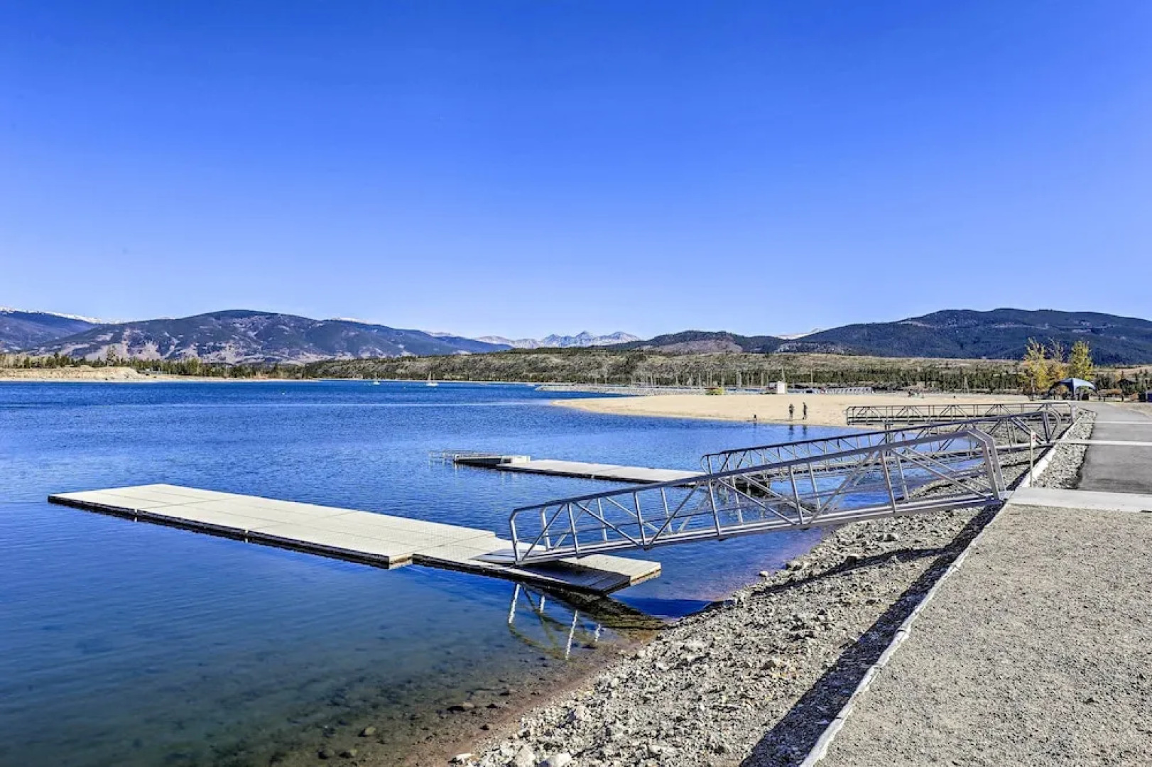 Homey Dog-friendly Retreat w/ Deck in Dtwn Frisco!