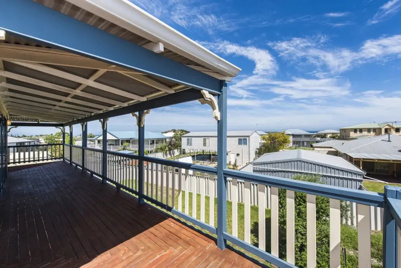 Sea Change - Spacious Family Holiday Accommodation Pet Friendly