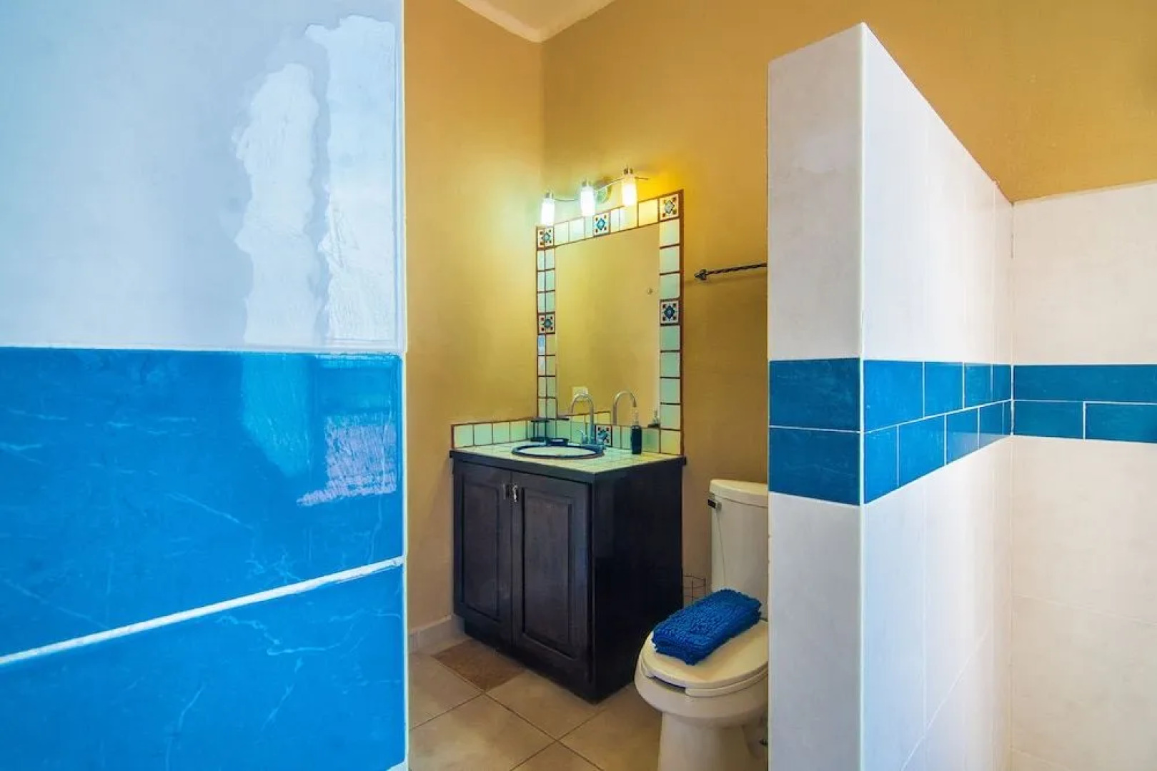 Casa Kootenay Waterfront BnB