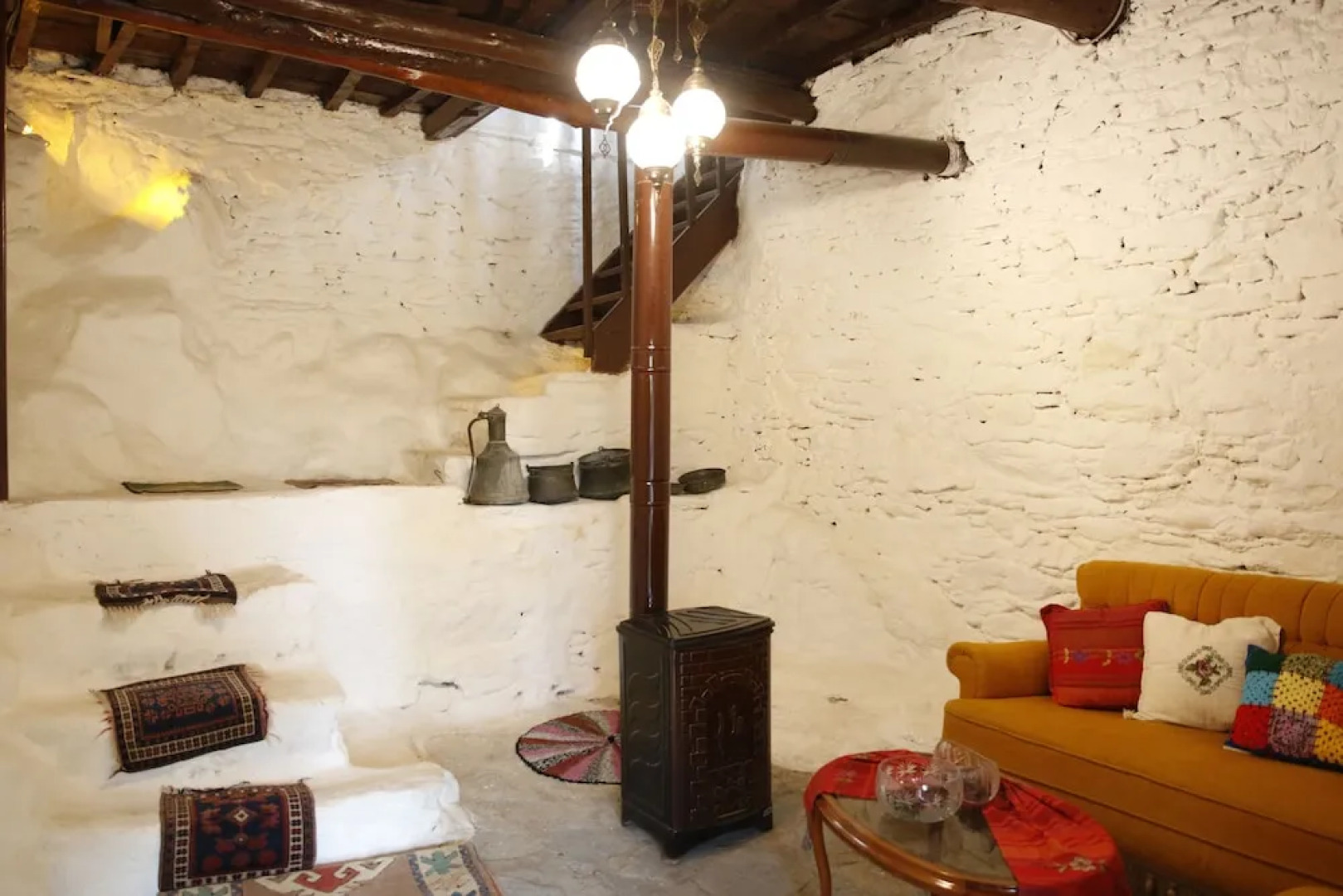 Shiraz Hotel & Restaurant