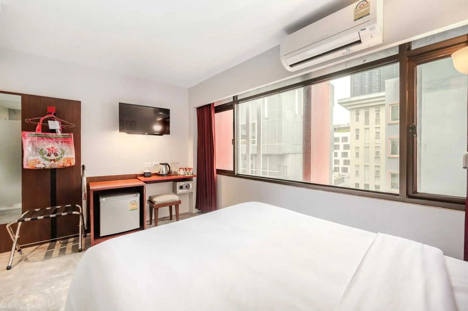 Ruamchitt Plaza Hotel