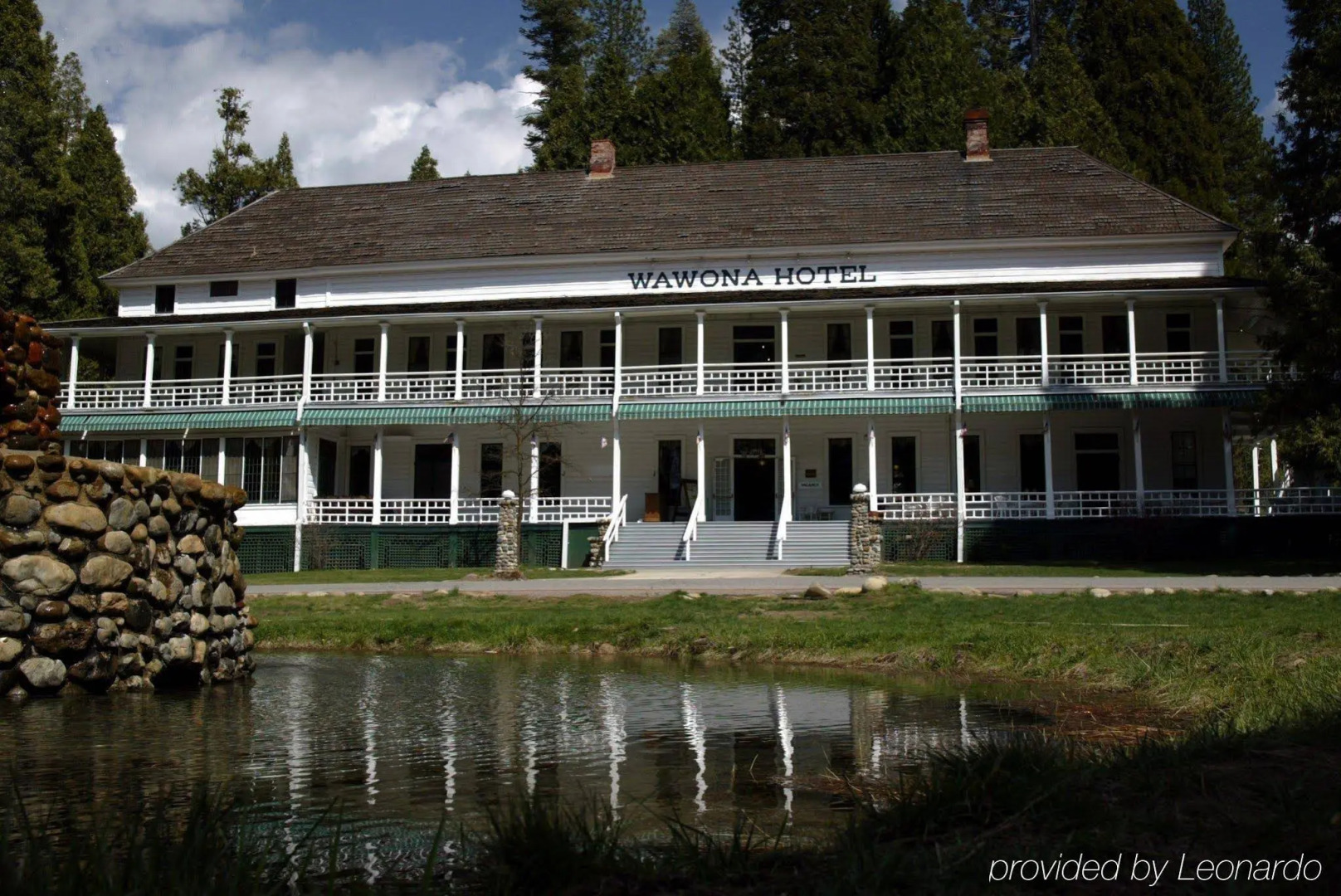 Wawona Hotel