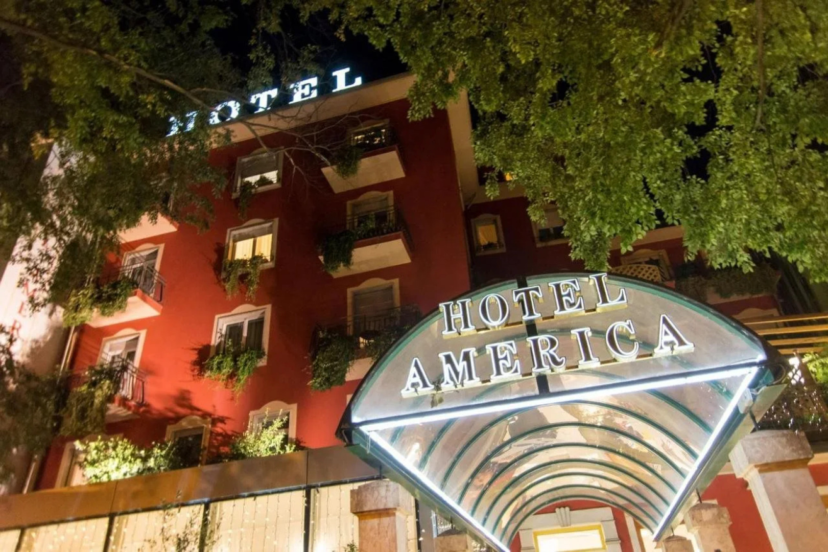 Hotel America