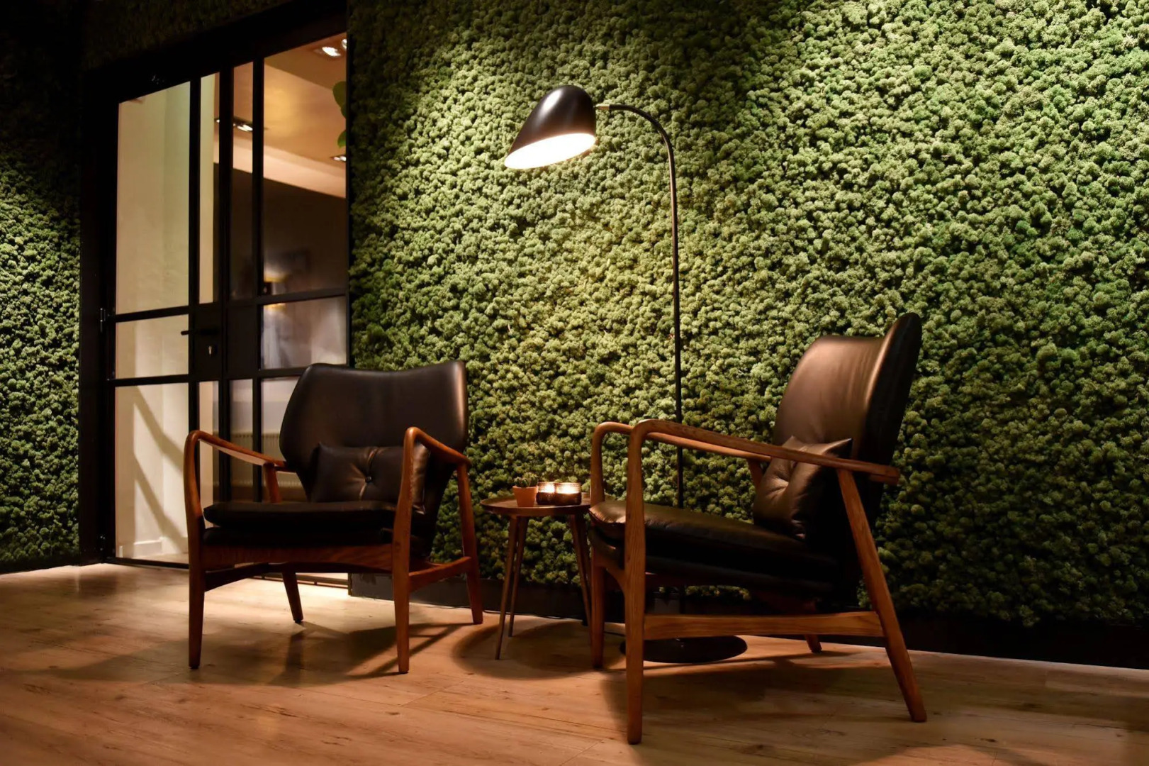 Hogerhuys - Adults Only