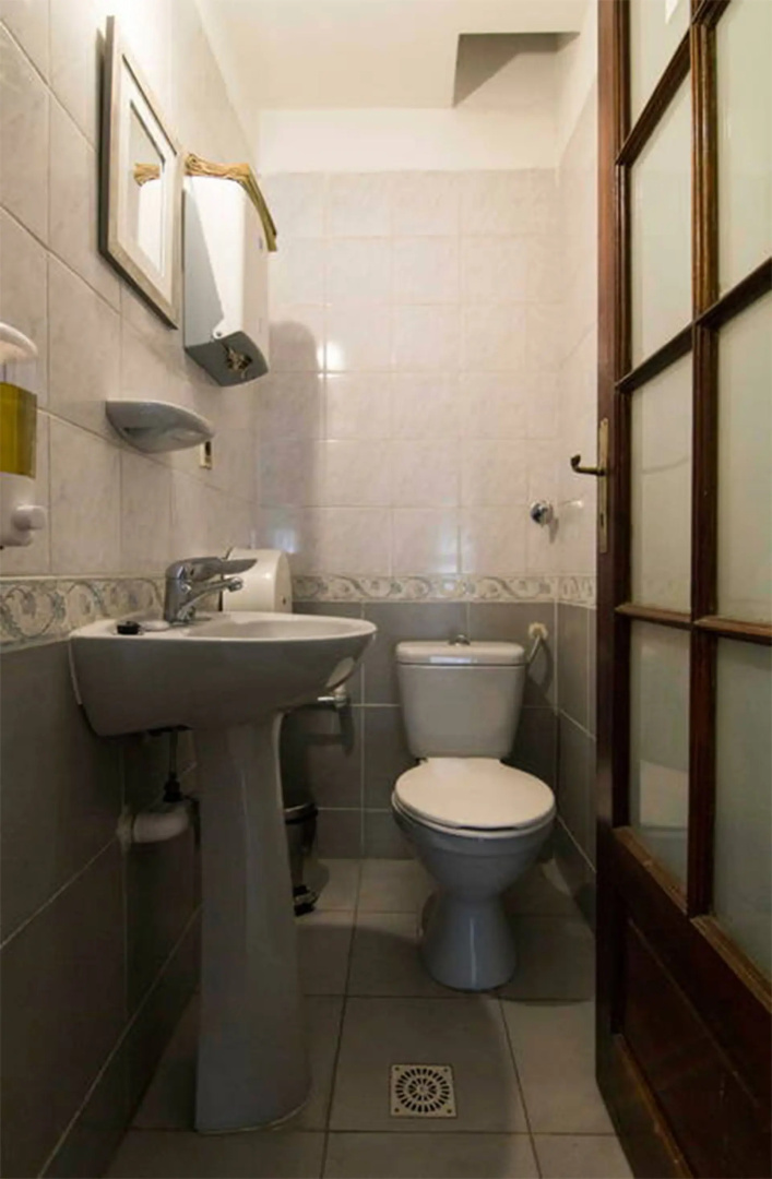 MedioMundo Hostel