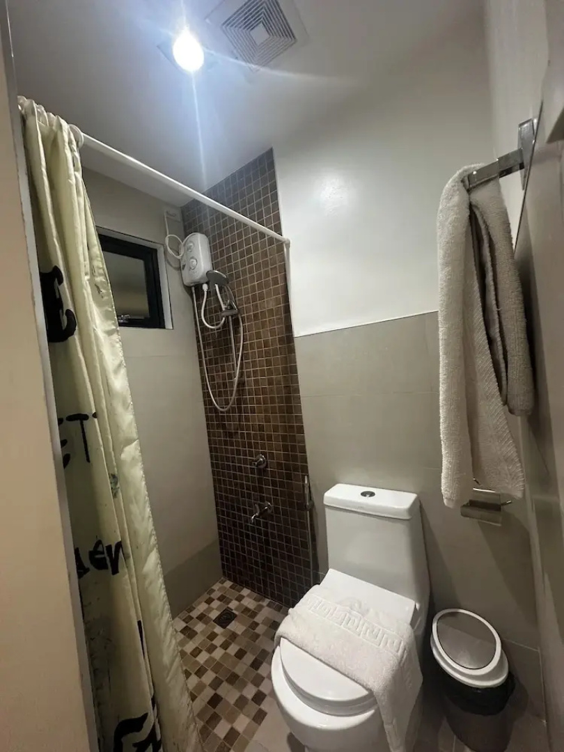 The Greenhive Hotel