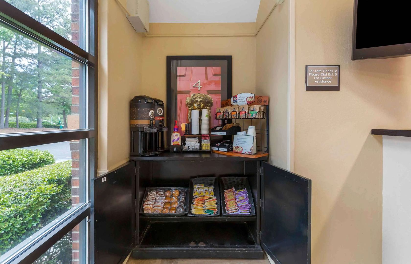 Suburban Studios Cary – RDU Airport