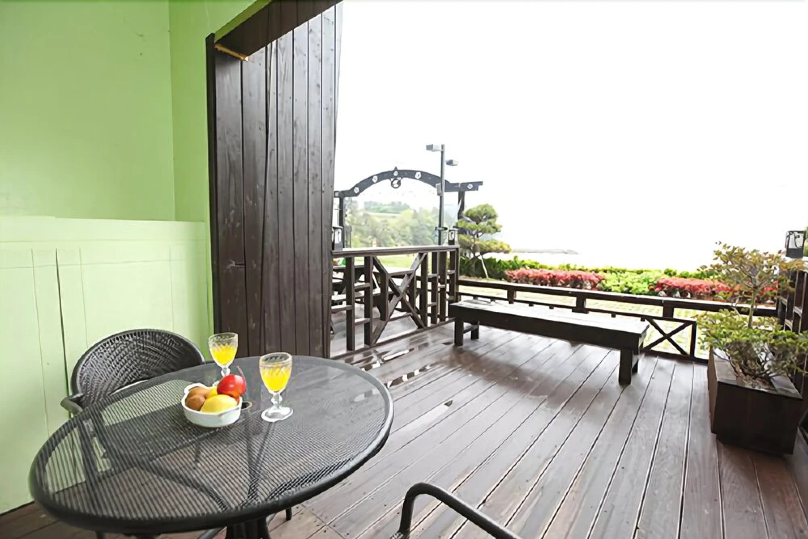 Geoje The Beach Pinx Pension