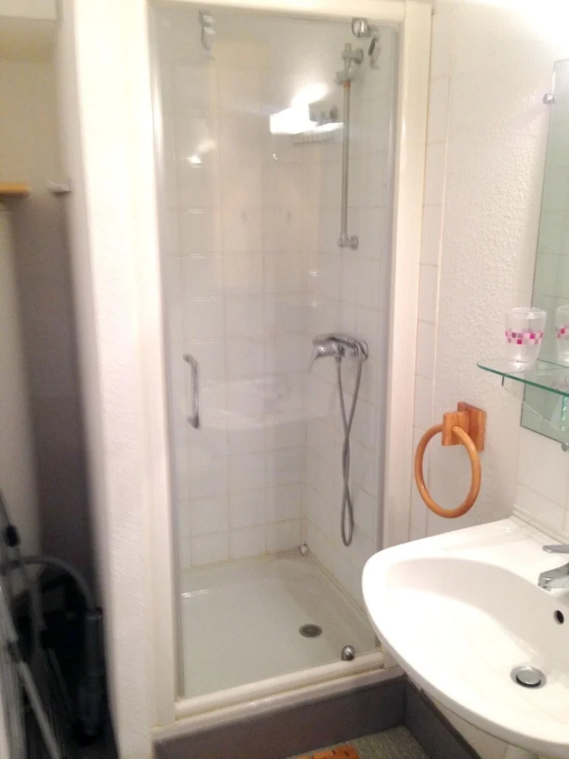 Apartment With one Bedroom in Vals-les-bains, With Wonderful Mountain View and Wifi - 30 km From the Slopes