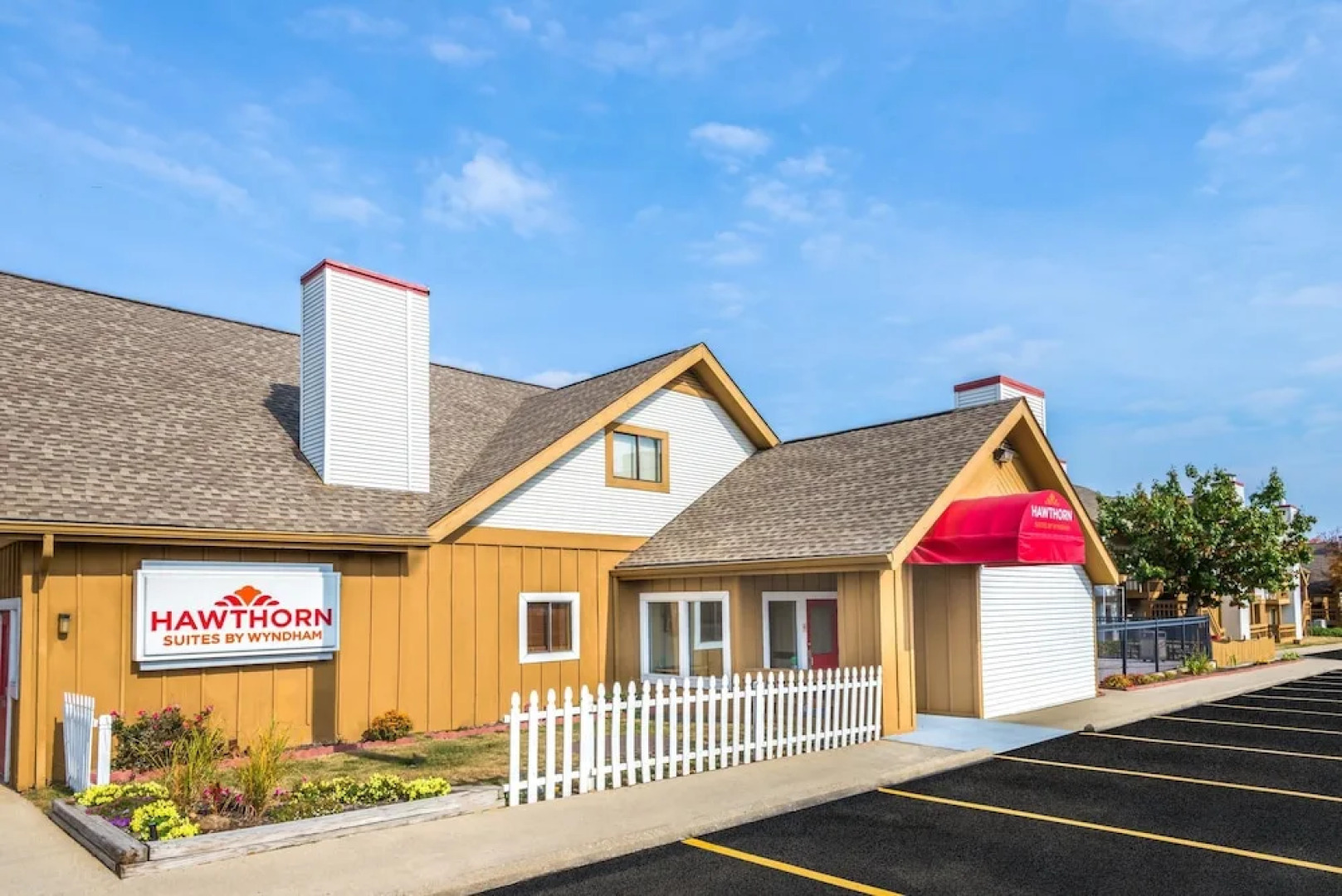 Hawthorn Suites by Wyndham Dayton North