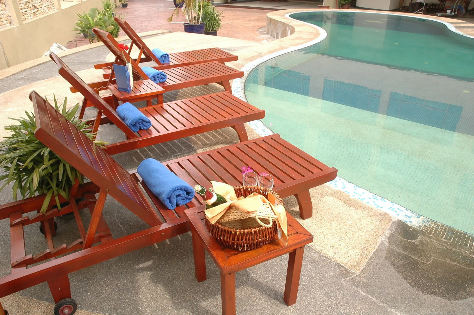 Oriental Crystal Hotel