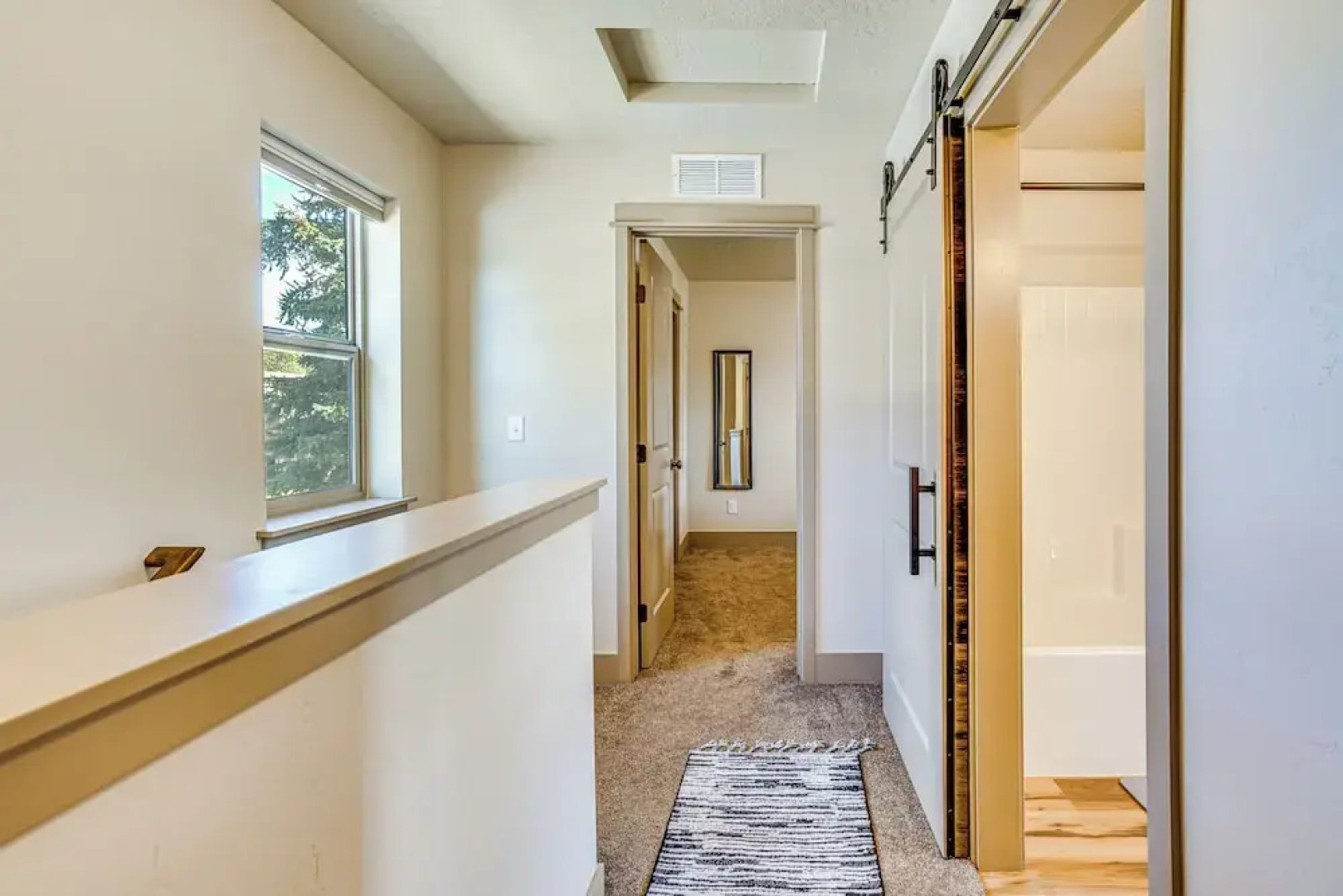 Charming Donnelly Home - 1 Mi to Lake Cascade!