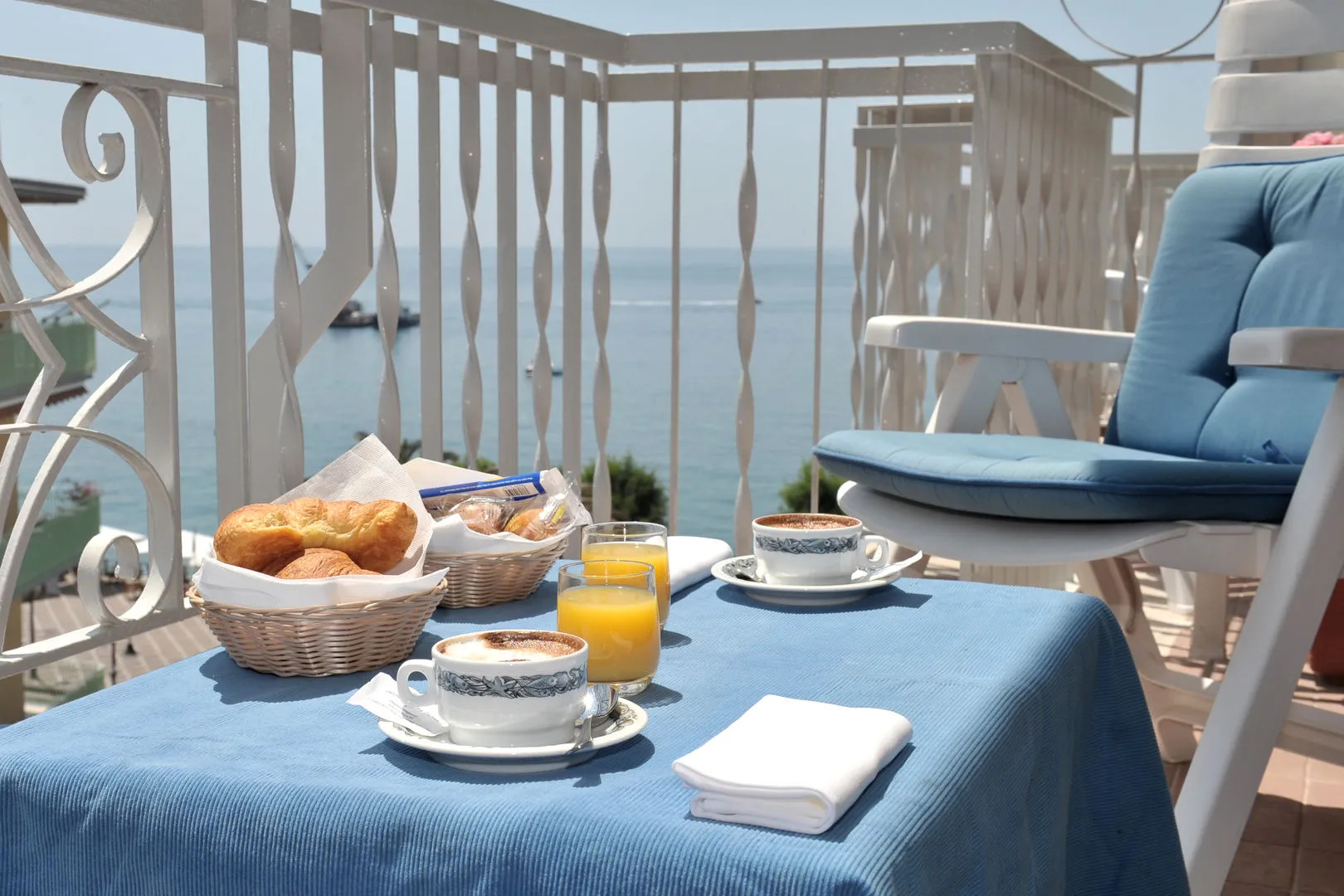 Pietra di Luna Hotel