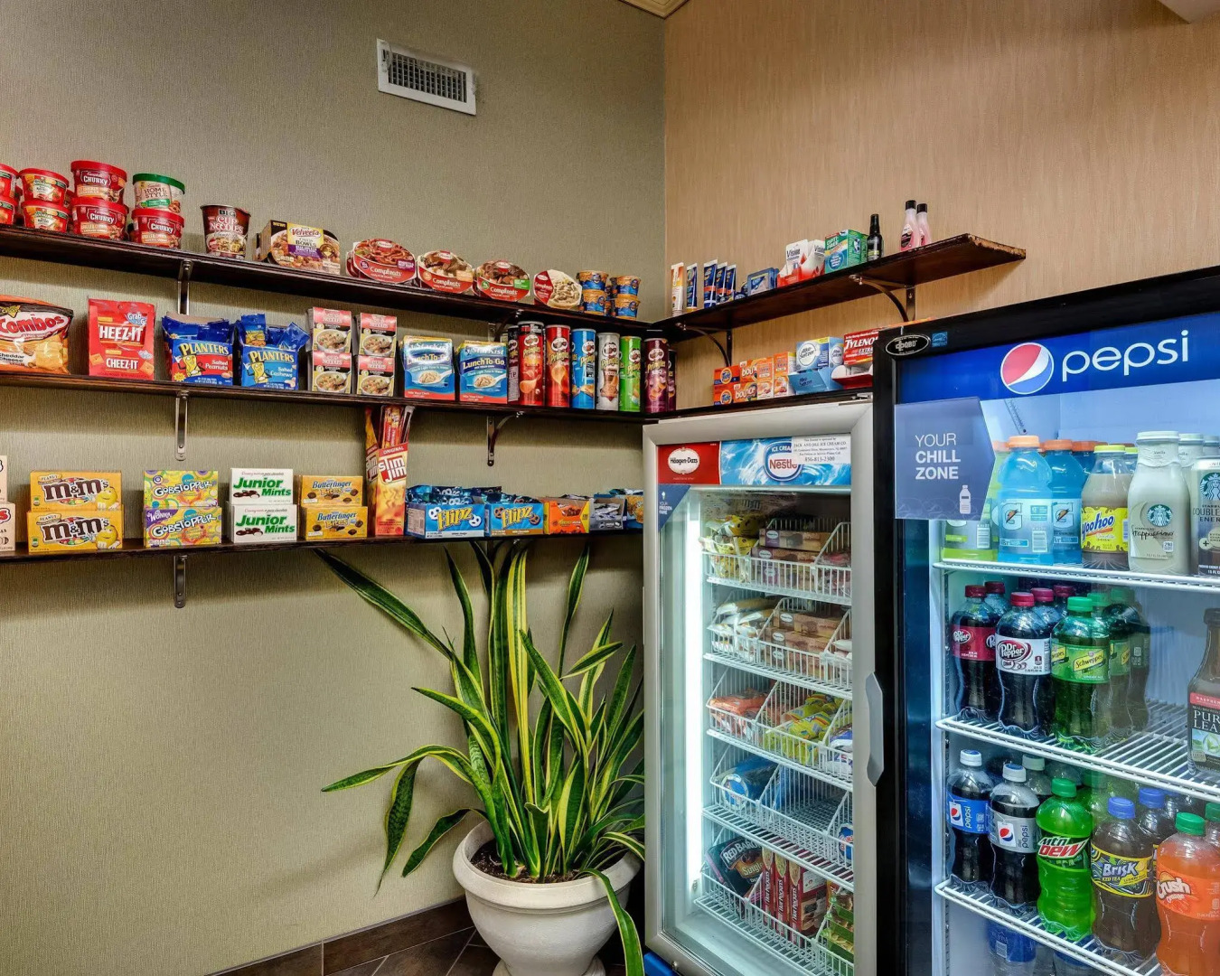 Comfort Suites Chincoteague Island Bayfront Resort