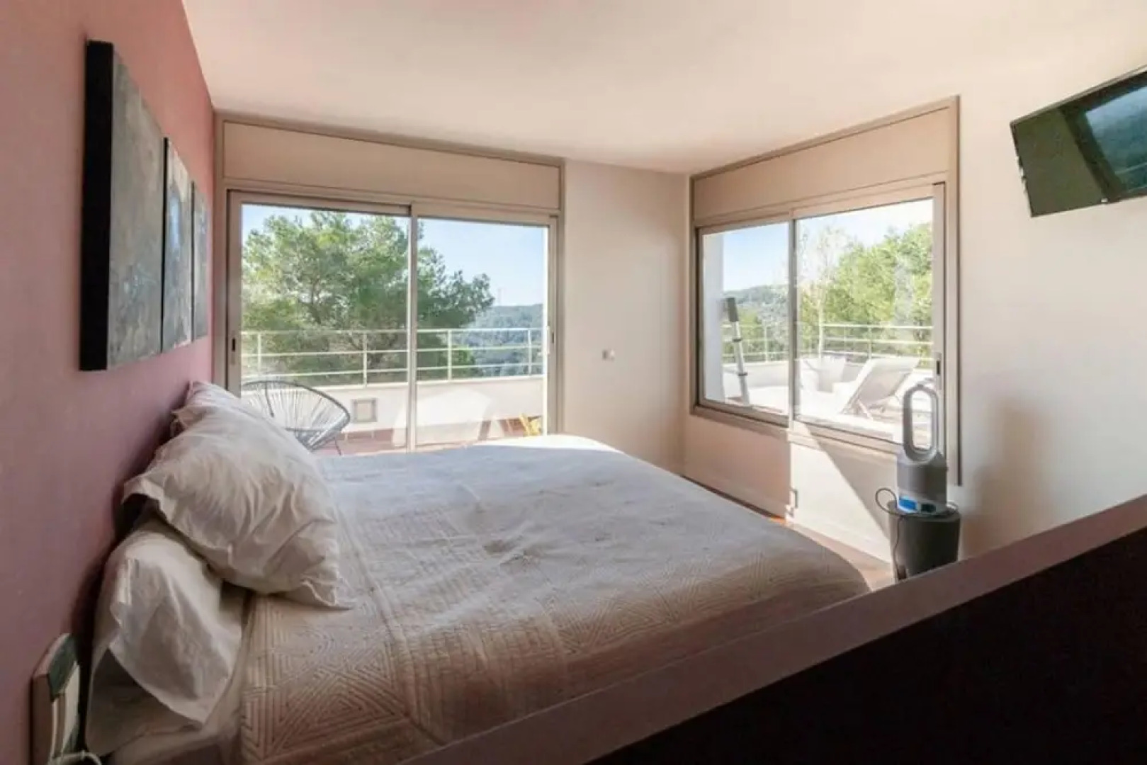 Villa With 4 Bedrooms in Canyelles, With Wonderful sea View, Private Pool, Furnished Terrace Near the Beach