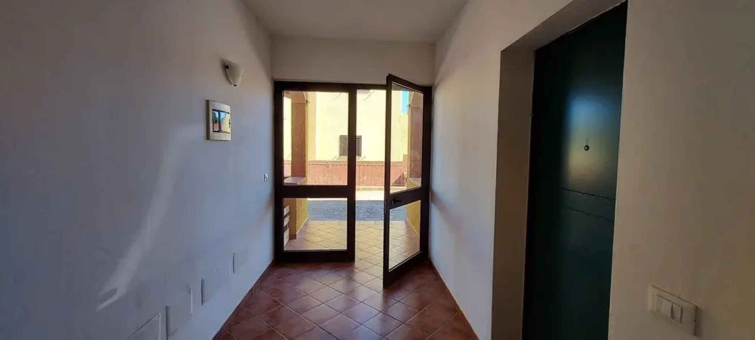 Brand New Apartment 10 Minutes From The Sea