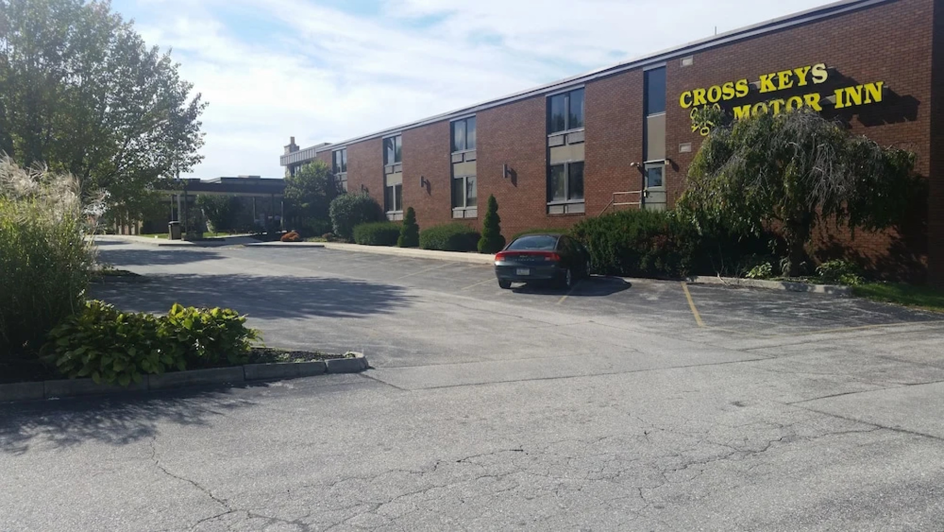 Cross Keys Motor Inn