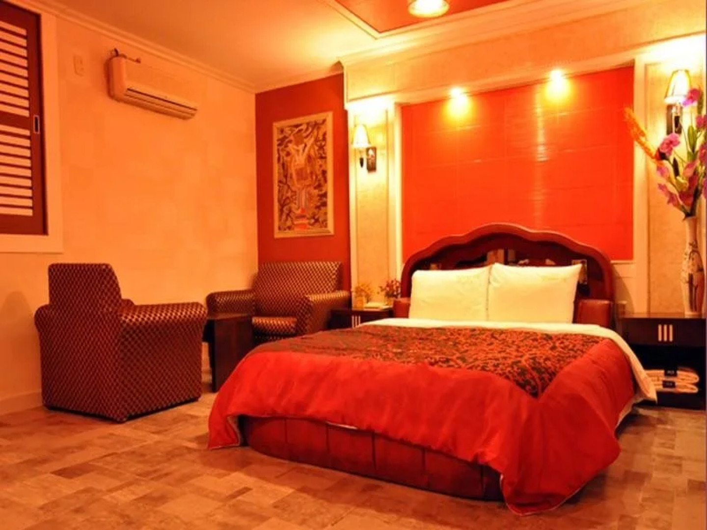 Goodstay Riviera Hotel