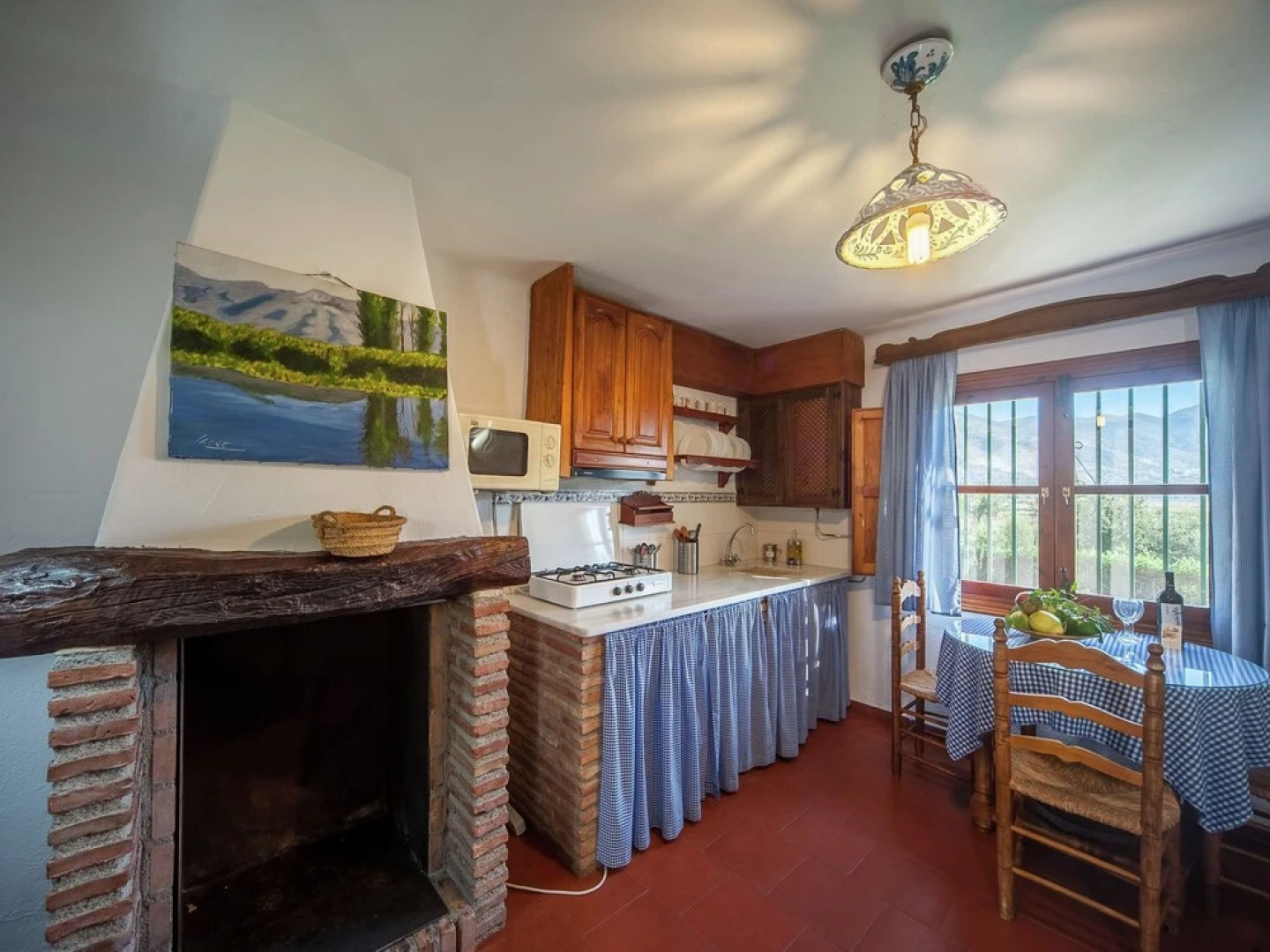 Rustic Cottage in El Padul Near the City Centre