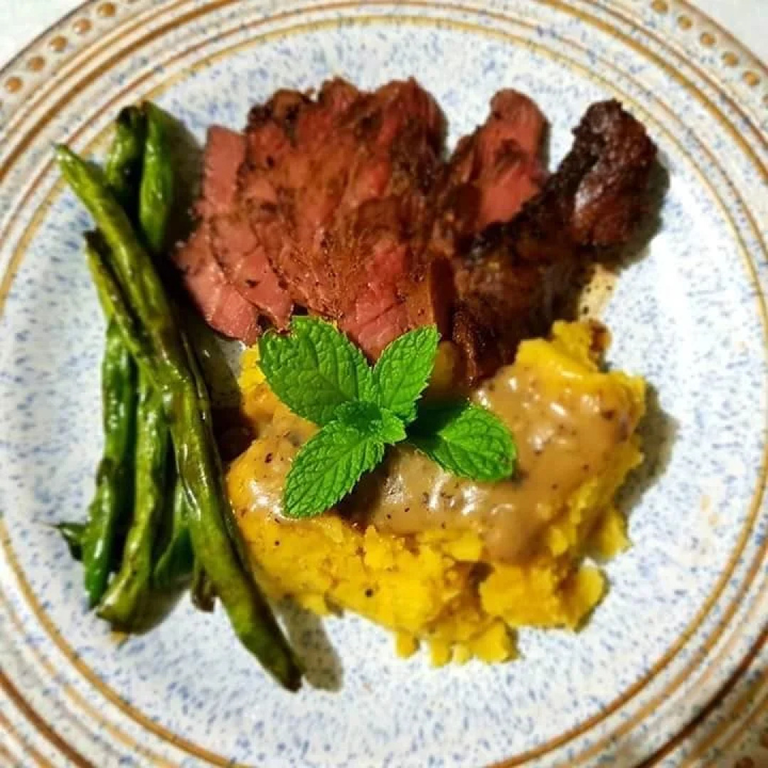 shanedel's inn & café