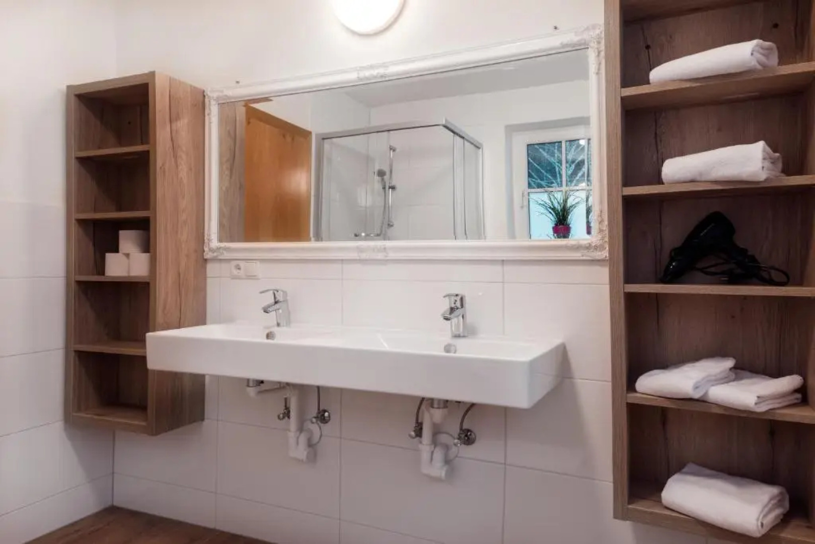 Birkenvilla Ferienhaus mit 4 Schlafzimmern für 9 Personen