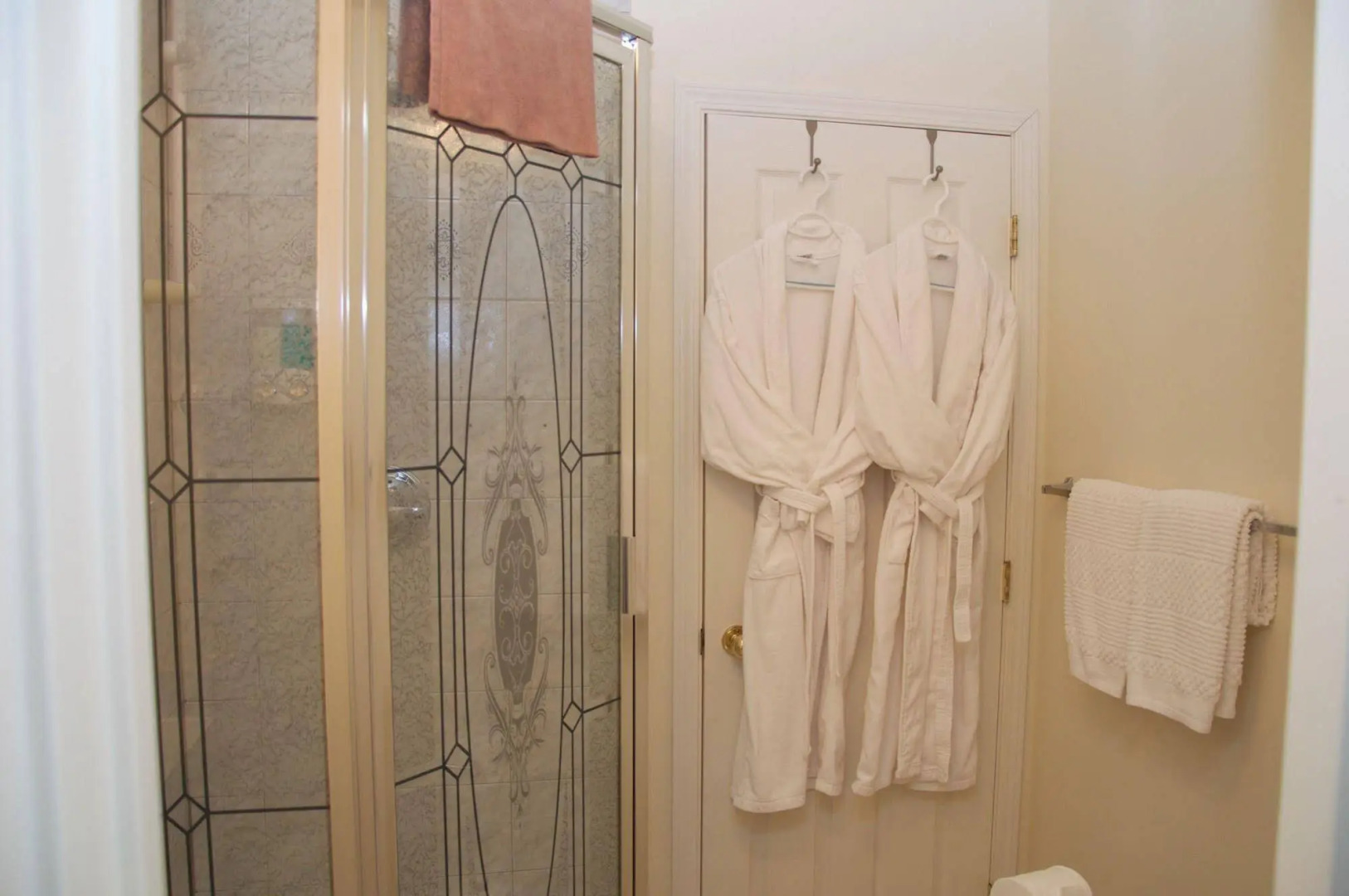 Enchanter Oceanview Suites