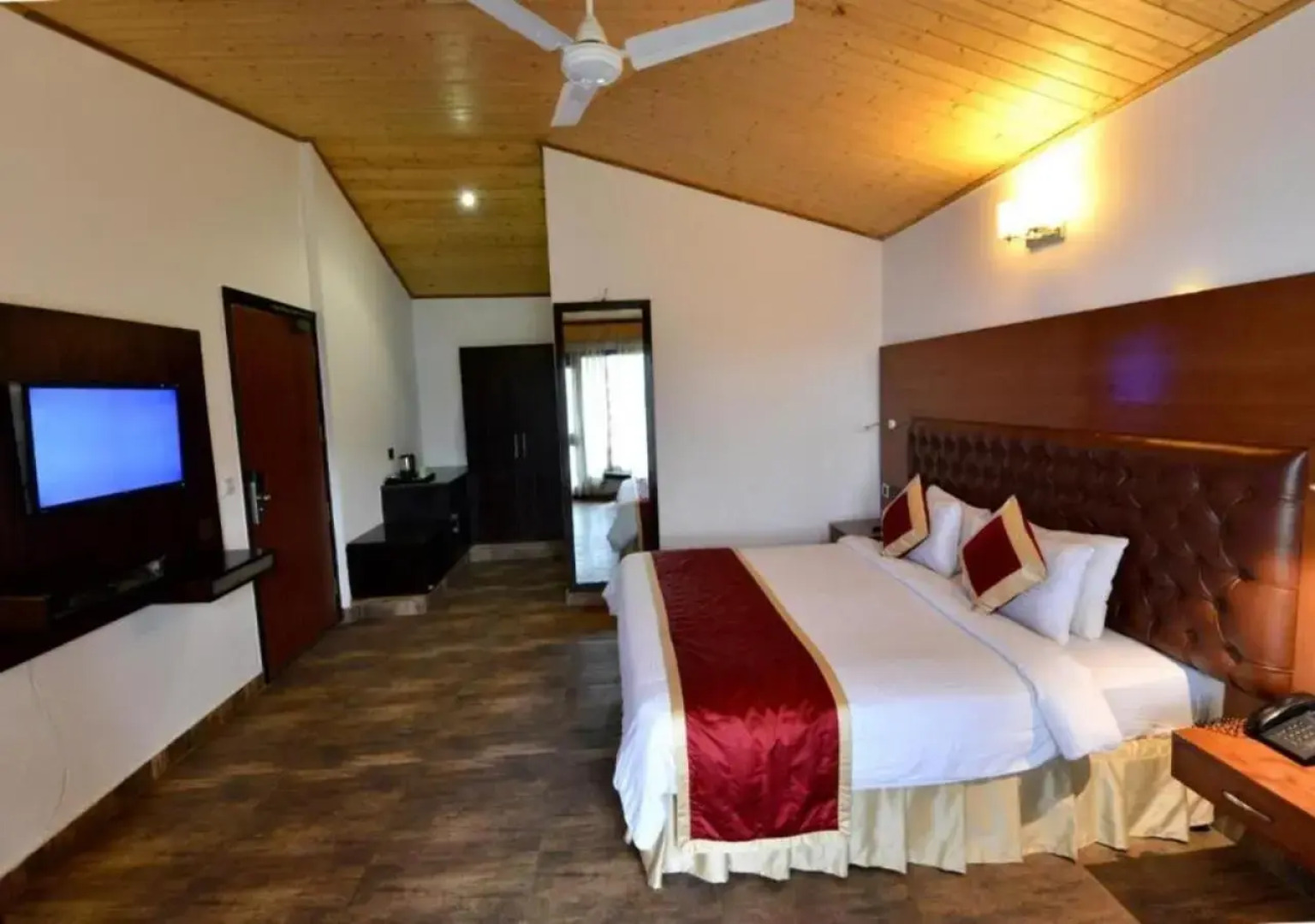 Kasauli Hills Resort