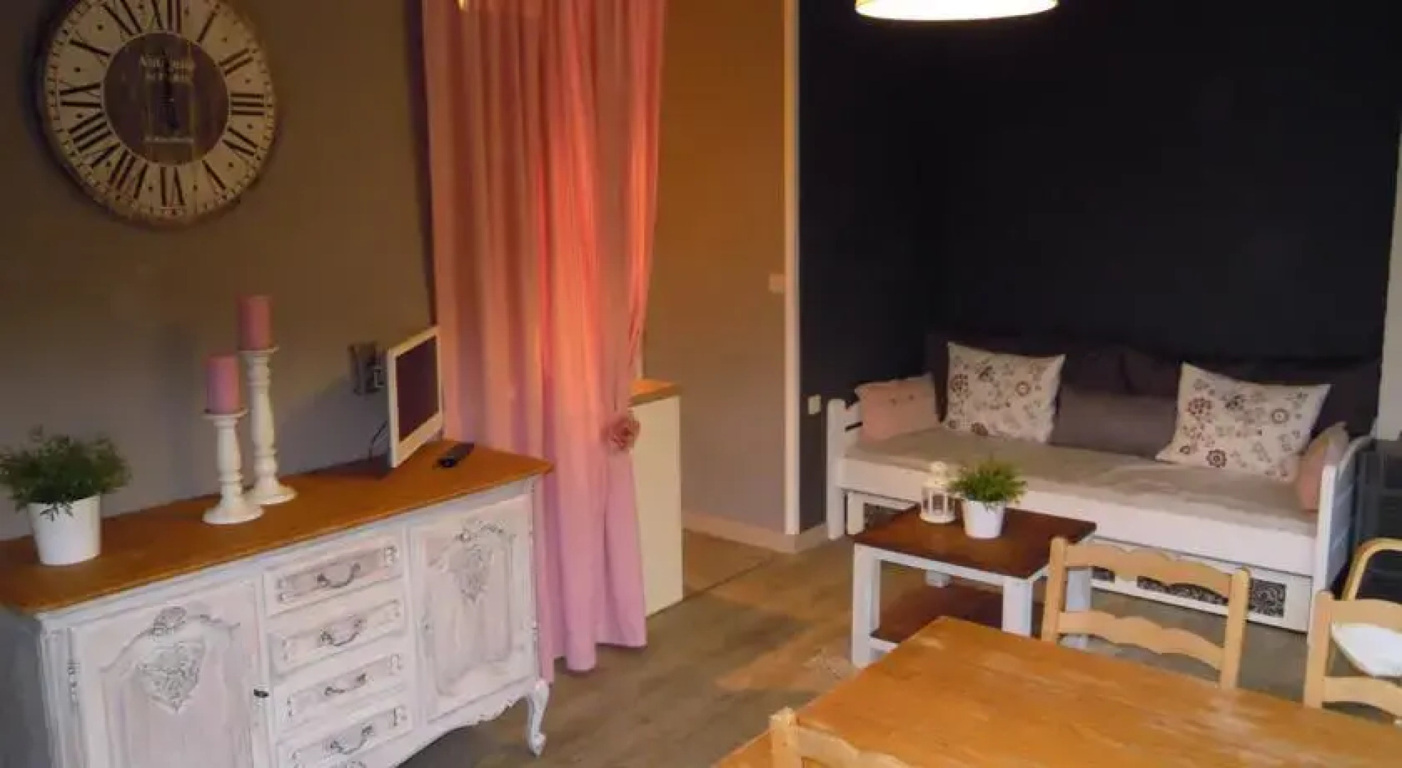 Clyde & Gaelle Cottage