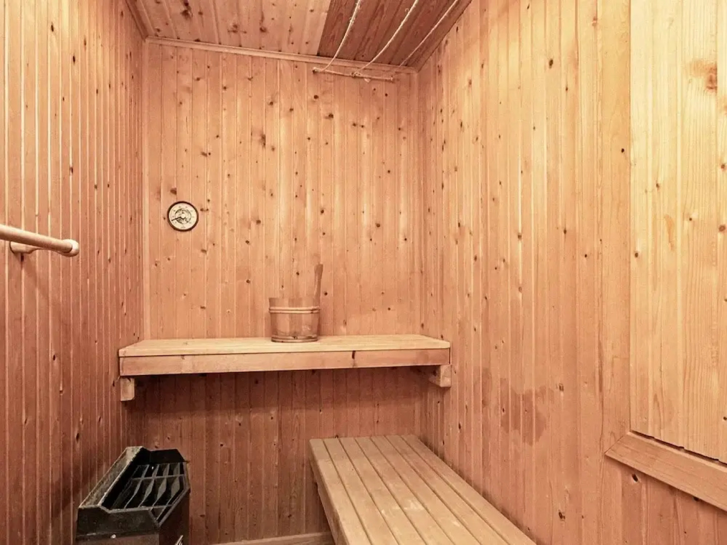 6 Person Holiday Home in Ulfborg