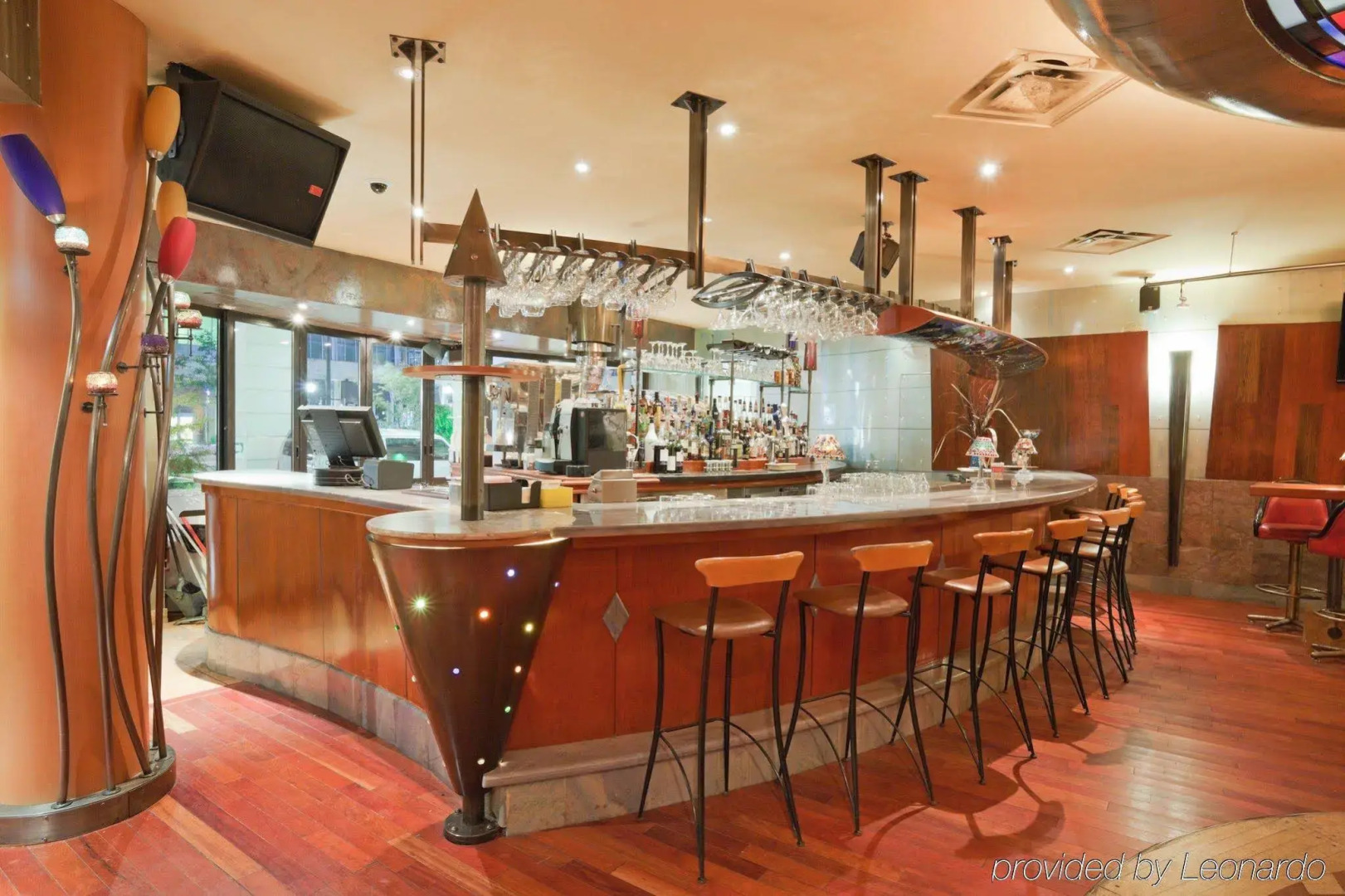 Holiday Inn Niagara Falls - By The Falls by IHG