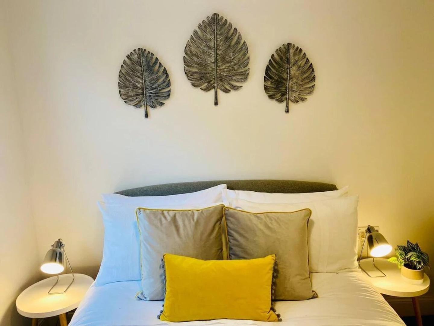 Cosy 2-bed Cottage With Stunning Hill & Loch Views