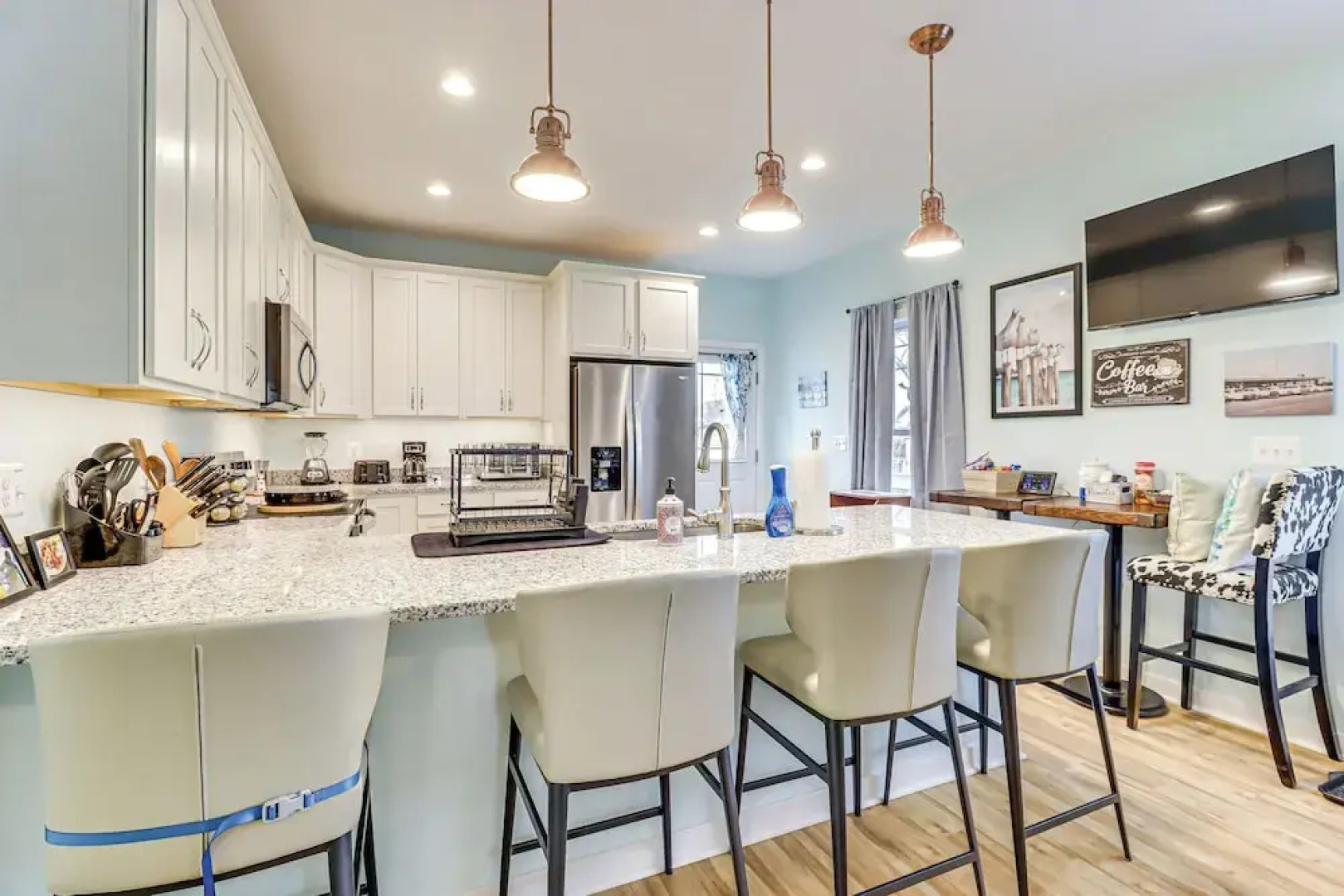 Walk to Bay: Home w/ Fenced Yard in Colonial Beach