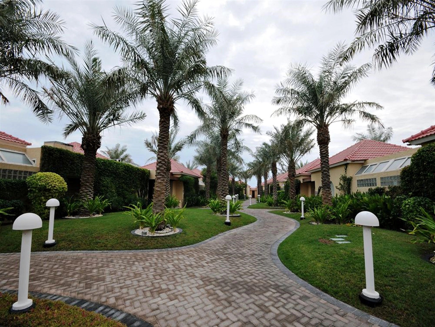 Al Bander Hotel & Resort