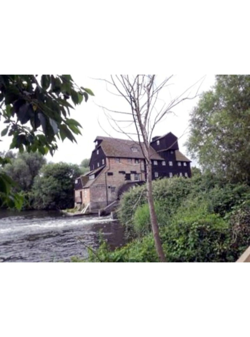 Three Horseshoes Inn