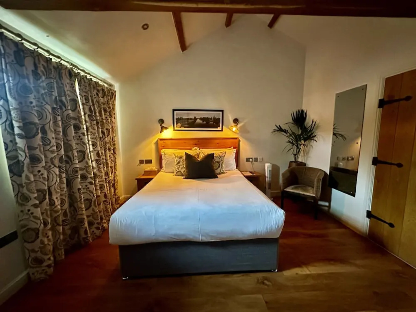 The chequers at Burcot