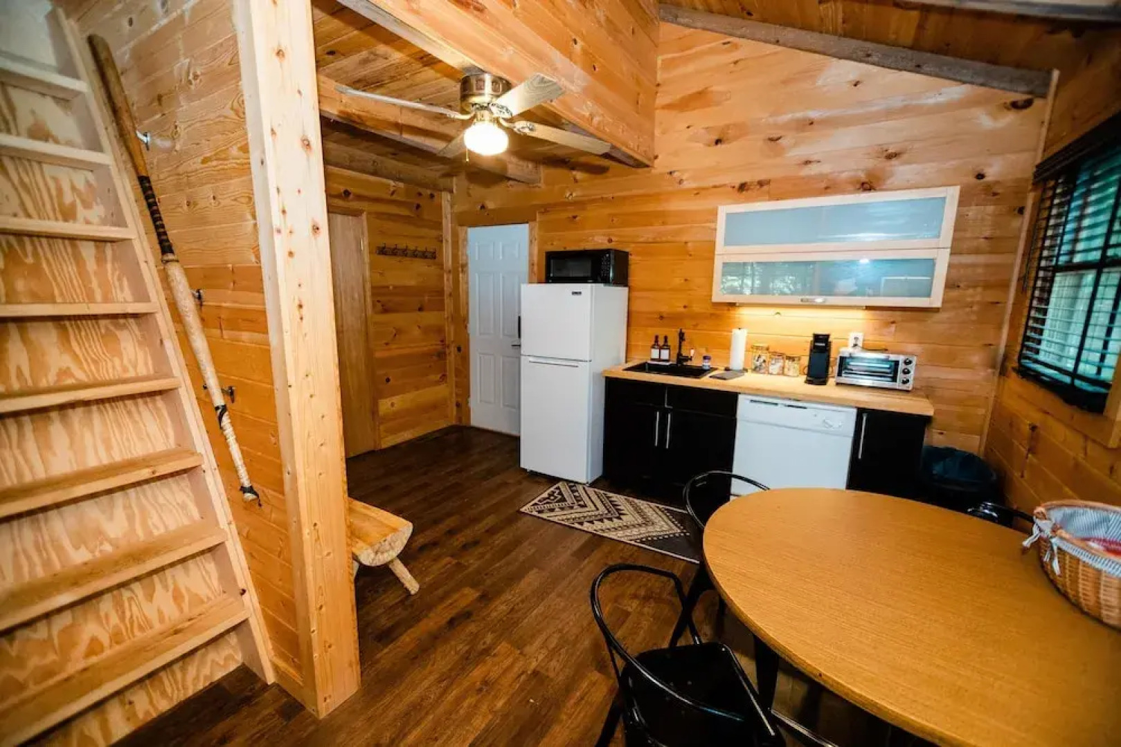 Sylvan Valley Lodge & Cellars