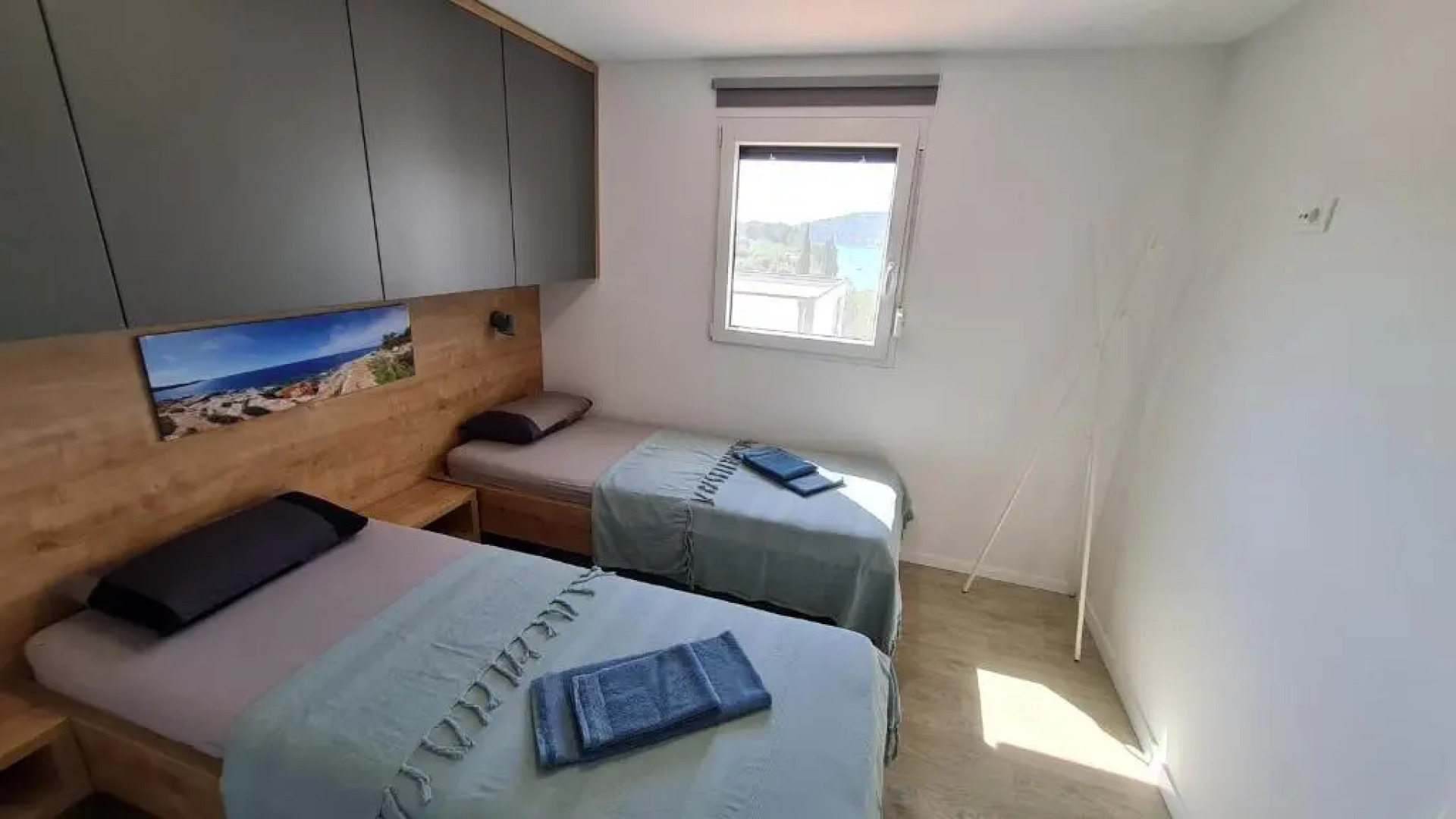 Mobilhome NaMore C4, Tisno