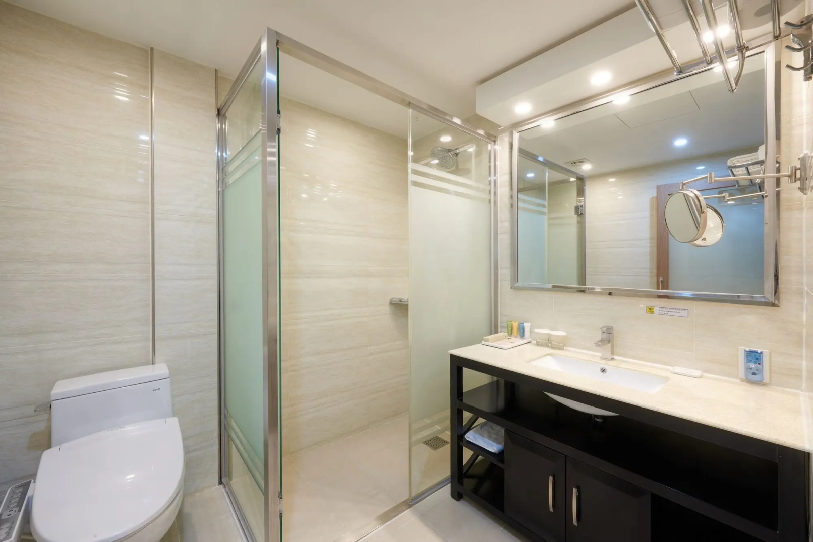Gyeongju Tourist GG Hotel
