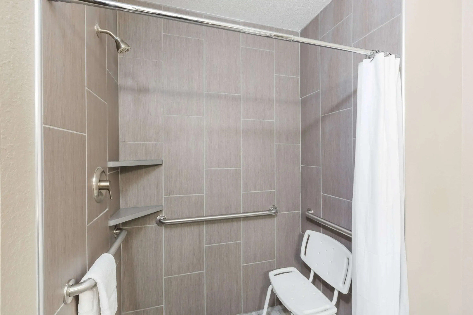 Super 8 by Wyndham Spirit Lake/Okoboji