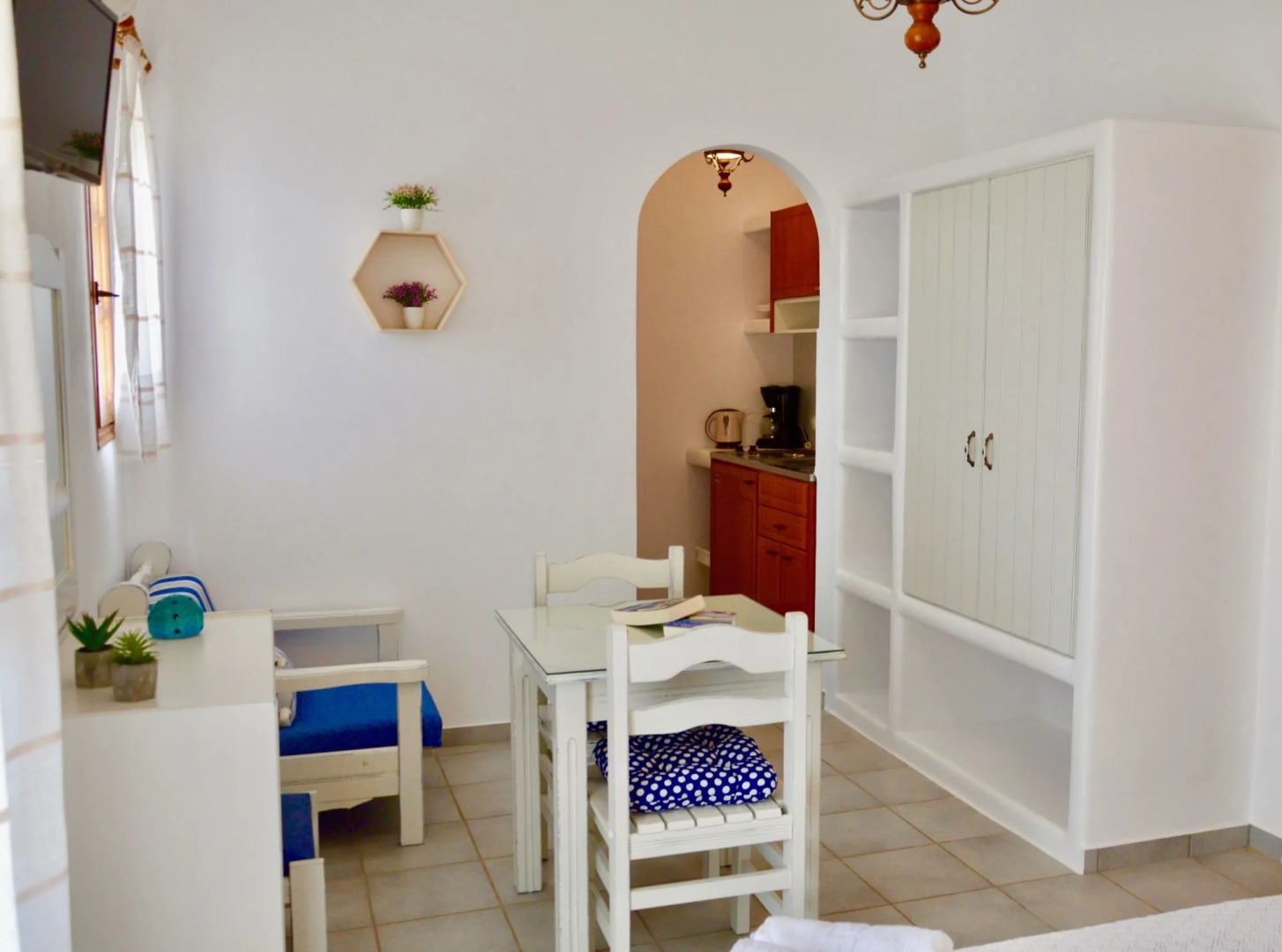 Zanneta Apartments and Suites