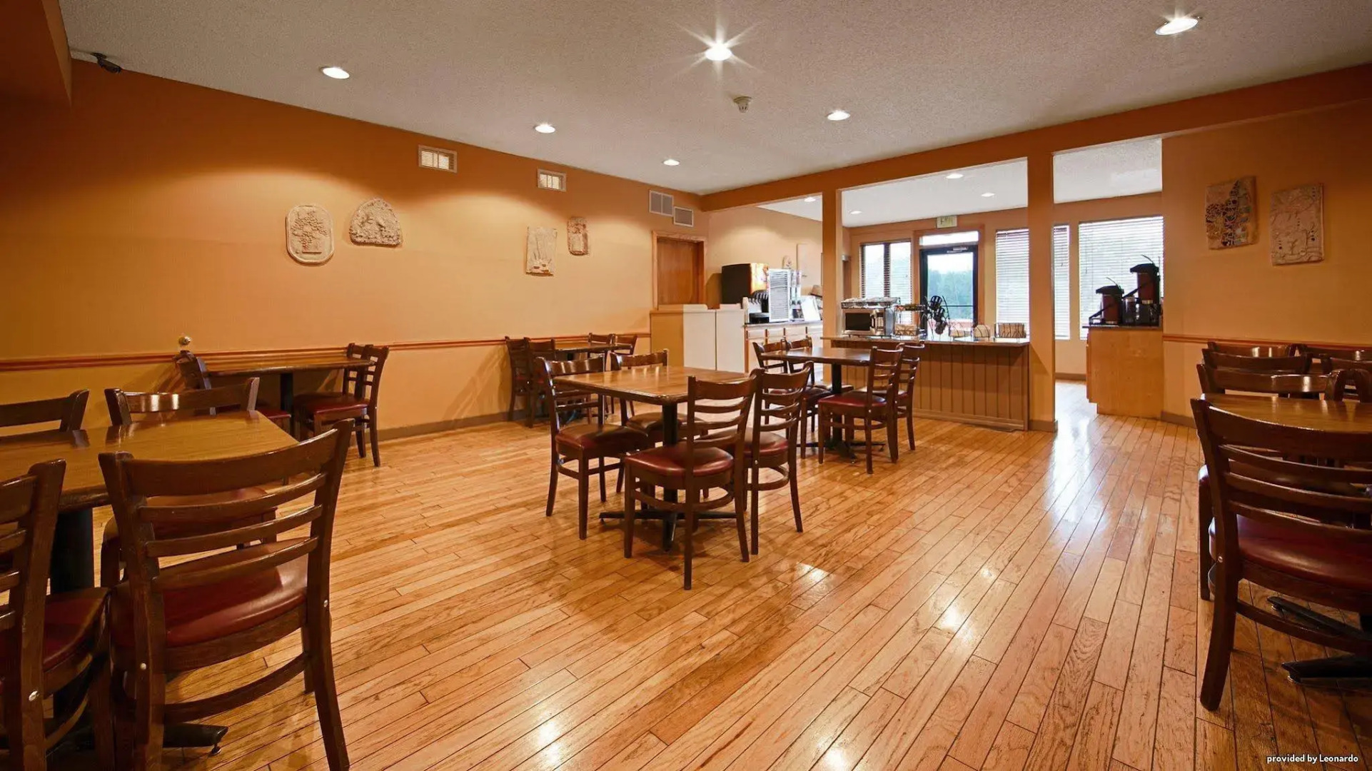 Best Western Indian Oak