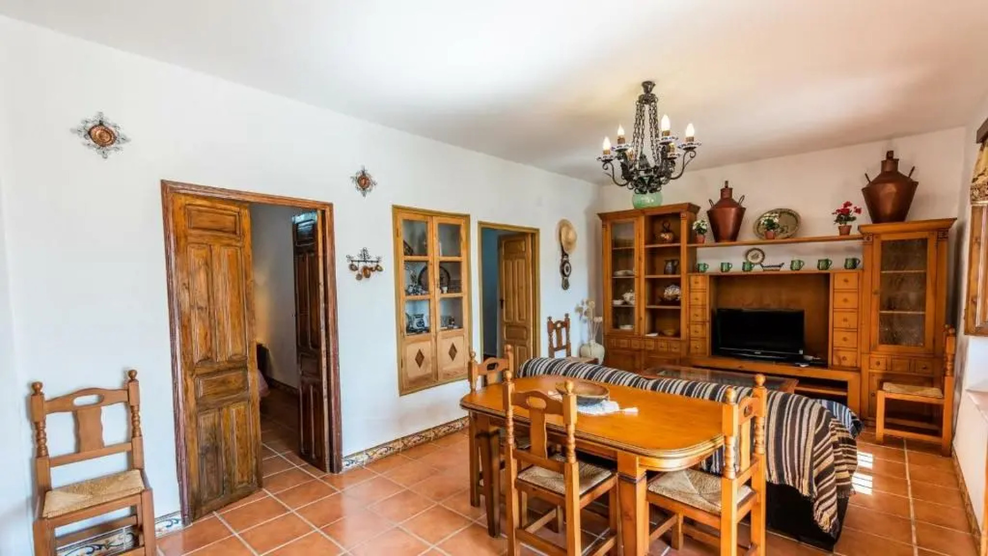 Casa Rufino Iznajar by Ruralidays