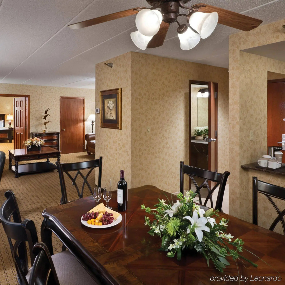 Radisson Hotel Bismarck