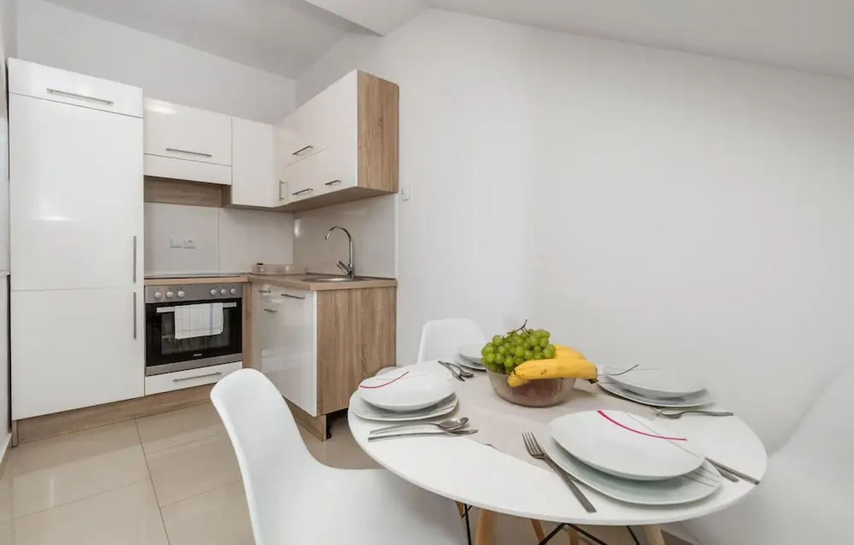 Awesome Home in Stinica With Sauna, Wifi and 6 Bedrooms