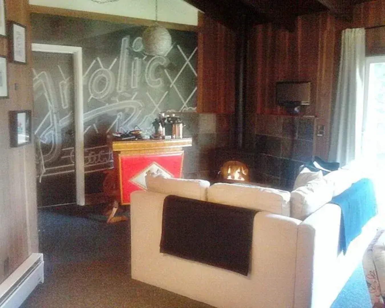 The Andiron -- Seaside Inn & Cabins