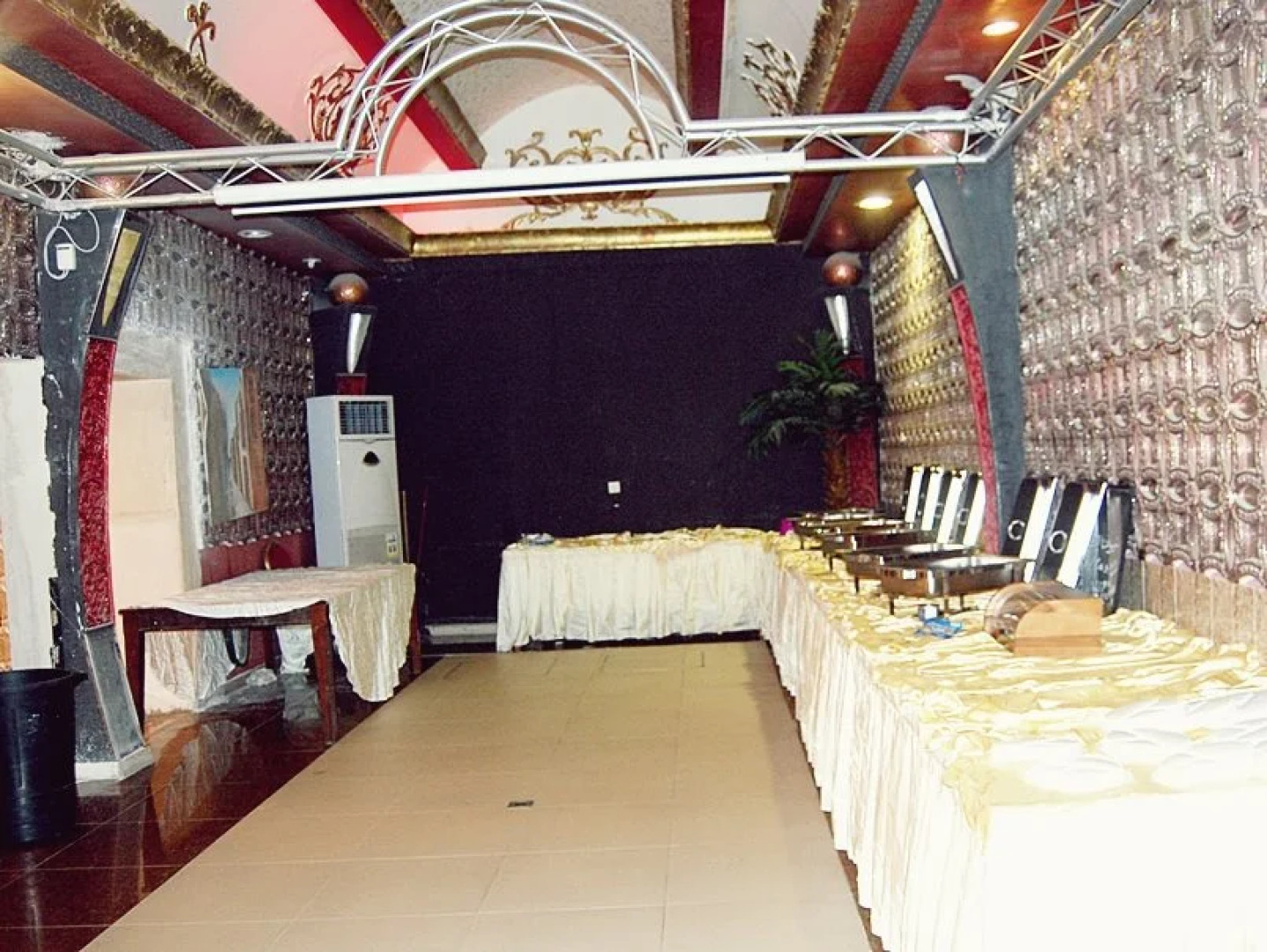 Al Nabarees Al Raqi Furnished Units