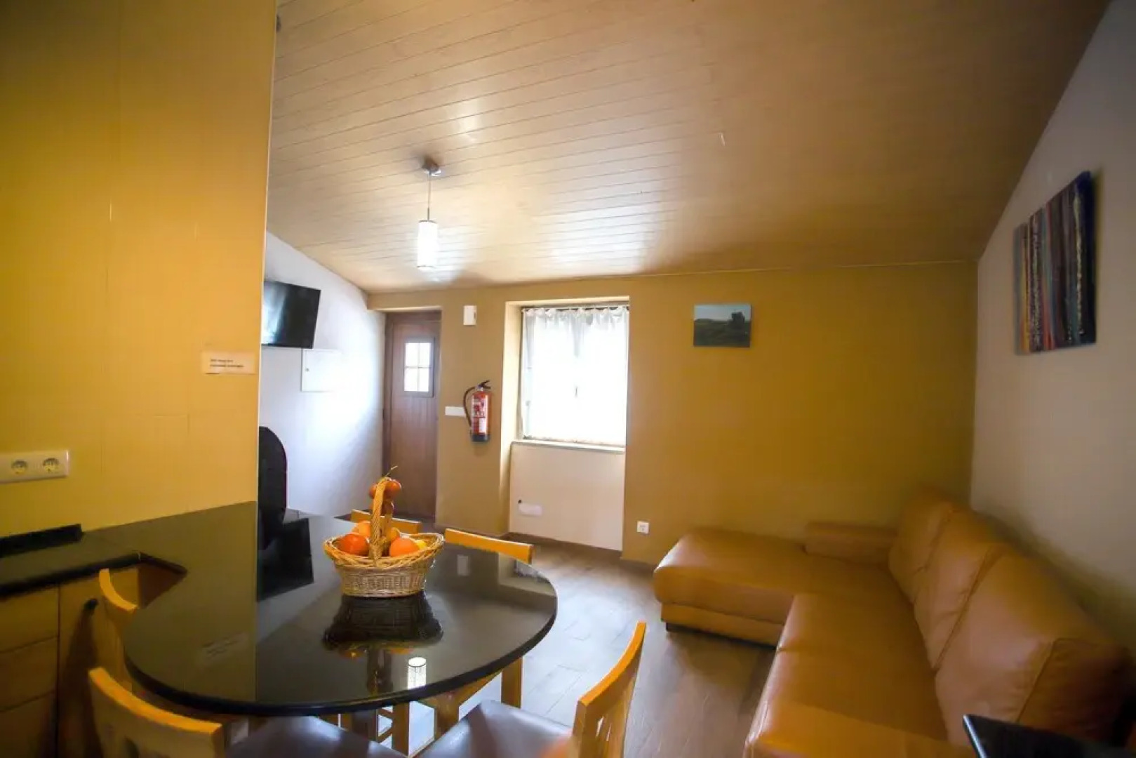 House With 2 Bedrooms in Sortelha, With Wonderful Mountain View, Furnished Terrace and Wifi - 200 km From the Beach